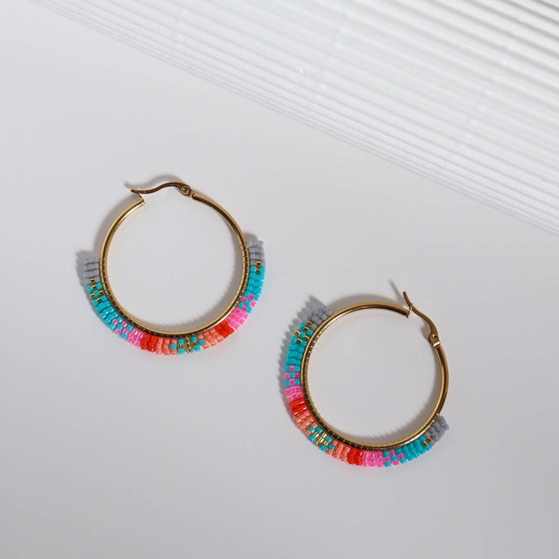 Lola - vue détaillée des perles Miyuki japonaises